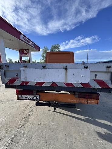 Транспорт: Жүк ташуучу унаа, Mercedes-Benz, Дубль, 3 т, Колдонулган — 4