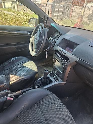 a4 b6: Капот Opel — 4