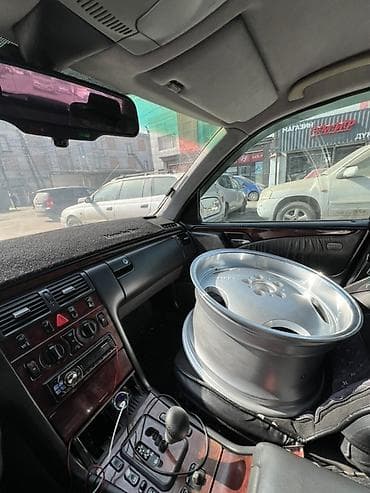 bme e34: Mercedes-Benz E-Class: 2001 г., 2.7 л, Автомат, Дизель, Седан — 8