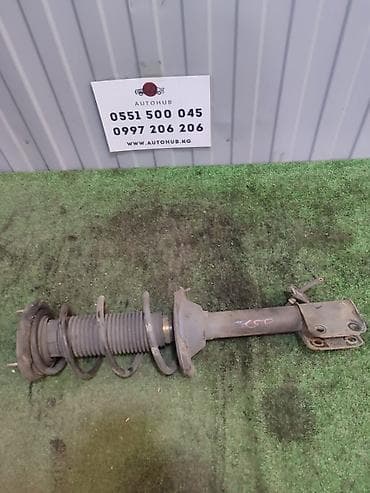 Задний амортизатор Subaru 2005 г.