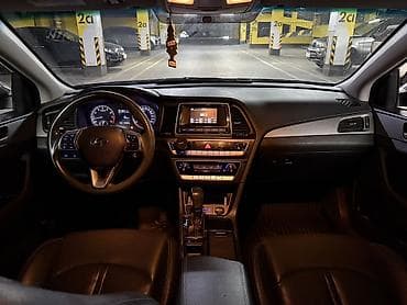 haval m6: Hyundai Sonata: 2017 г., 2 л, Автомат, Газ, Седан — 9