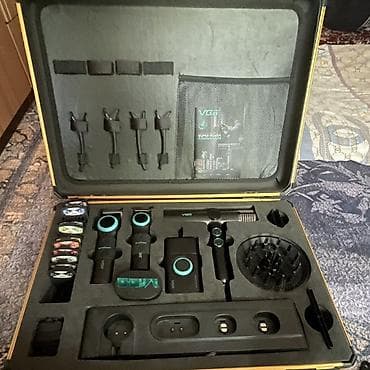 Профессиональный барберский набор VGR VGS StepLess Pro 6 в 1 в жестком — 1