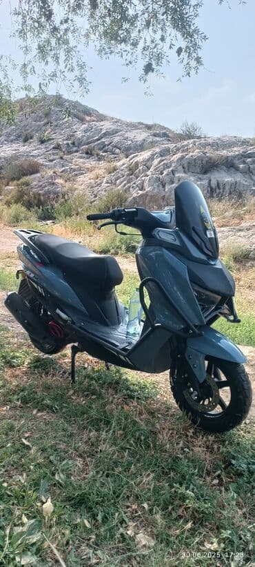 мотоцикл спортивный цена: Макси скутер Yamaha, 150 куб. см, Бензин, Б/у — 2