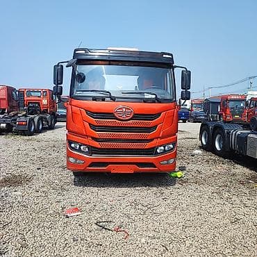 ман ман: Тягач, Shacman — 4