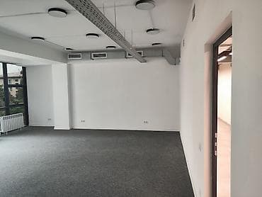 малодой гвардия: Аренда офисов, 50 м², В бизнес центре, С системой безопасности — 3