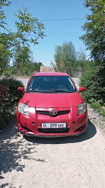 80 б4: Toyota Auris: 2007 г., Механика, Хэтчбэк — 1