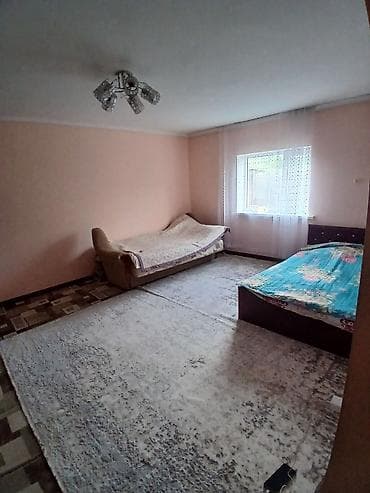 суточные домики: Сдаётся просторный частный дом для отдыха. - Планировка: несколько — 4