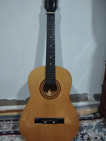 классические гитары: Баасын чалсанар сүйлөшөбүз Классическая акустическая гитара 6 струн - — 1