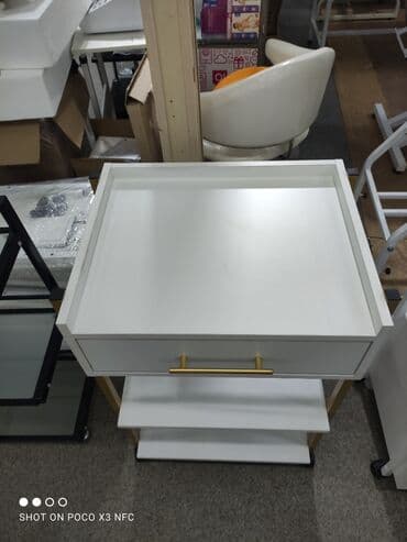 визажное кресло: Помошницы косметологические Помощница косметологическая Этажерка — 7