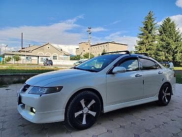 голльф 2: Honda Accord: 2004 г., 2 л, Автомат, Бензин, Седан — 8