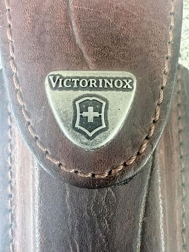Мультитул-нож Victorinox с кожаным чехлом - Бренд: Victorinox (клинок