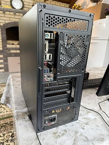 мини комп: Компьютер, ОЗУ 8 ГБ, Для работы, учебы, Б/у, Intel Core i5, NVIDIA GeForce GTX 1650, NVMe — 4