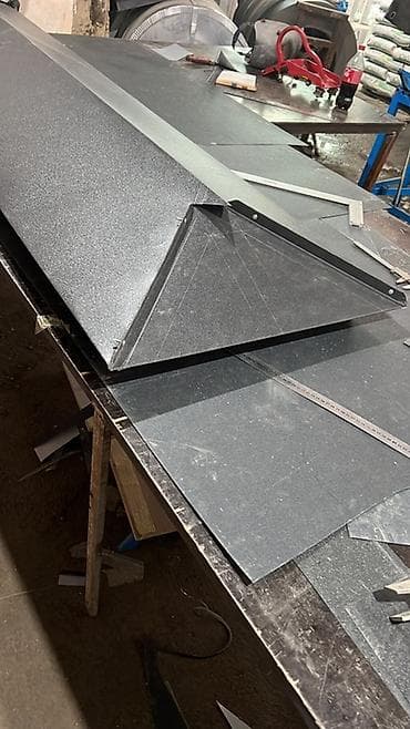 установка корнизов: Алюминиевые подвесные потолки для наружных и внутренних пространств - — 6