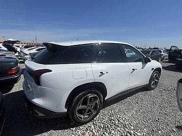 tesla model s: Hozon Neta L Запас хода на электродвигателе 300км с последовательным — 5