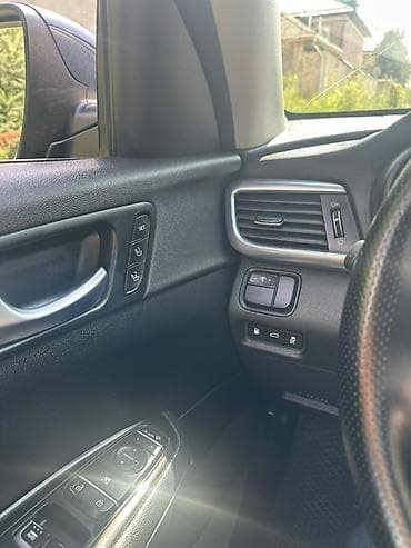 с4 2: Kia Optima: 2017 г., Седан — 10