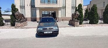 колонка для авто: Volkswagen Vento: 1994 г., 1.8 л, Механика, Бензин, Седан — 1