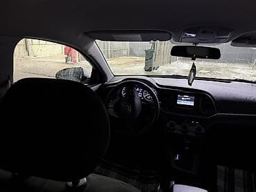 Транспорт: Hyundai Elantra: 2018 г., 2 л, Автомат, Бензин, Седан — 5