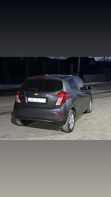 hyundai getz 1: Chevrolet Spark: 2016 г., 1 л, Автомат, Бензин, Хэтчбэк — 3