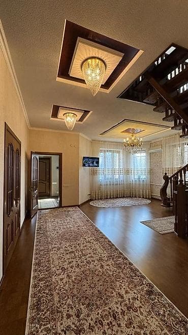 Недвижимость: 345 м², 8 комнат, Семейным — 2