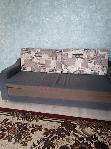 Прямые диваны: Прямой диван, Б/у — 2