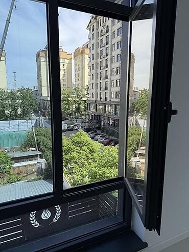 сдаю кобинет: Аренда офисов, 92 м², В бизнес центре, С системой безопасности — 7