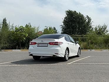 jac 9: Toyota Camry: 2017 г., 2.5 л, Автомат, Бензин, Седан — 4