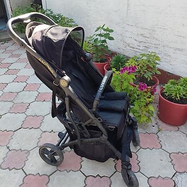 Коляски: Коляска, Другой бренд, цвет - Черный, Б/у, Самовывоз — 1