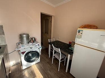 одна квартира: 1 комната, 32 м², 4 этаж, Косметический ремонт — 7