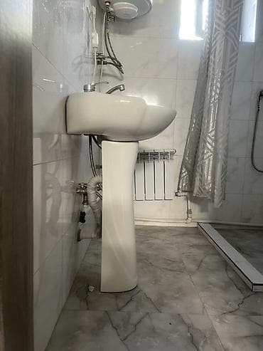Комнаты: 25 м², Без мебели — 3