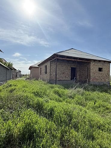 дом в токмаке: Бишкек, Первомайский район. Продается дом на участке 4 сотки. - Один — 4