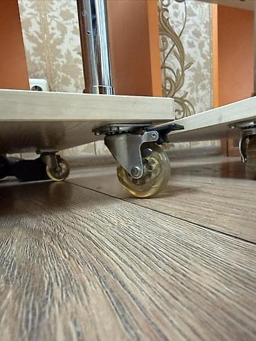 столы с колёсами: Тележка-органайзер на колесах, Б/у, ЛДСП, Самовывоз — 2