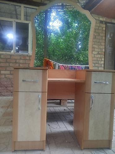 мебель шкаф для одежды: Туалетный столик, С зеркалом, цвет - Бежевый, ЛДСП — 2