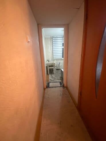 продаю дом в карабалте: 1 комната, 34 м², 104 серия, 3 этаж, Косметический ремонт — 4