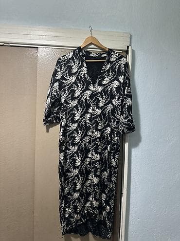 Платье миди с принтом - Цвет: черный с белым абстрактно-цветочным