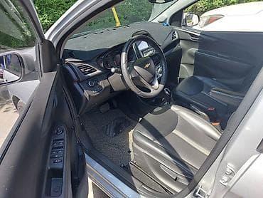 машина маленький: Chevrolet Spark: 2019 г., 0.1 л, Вариатор, Бензин, Хэтчбэк — 7