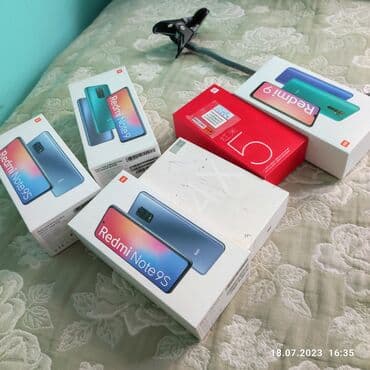 рассрочка 4нитка: Продаются коробки от телефонов, цена за каждую 300 сомов. not 9 s not — 1