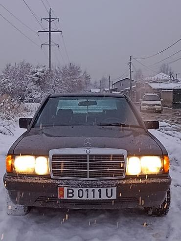 мф 70: Mercedes-Benz 190: 1985 г., 2 л, Механика, Седан — 6