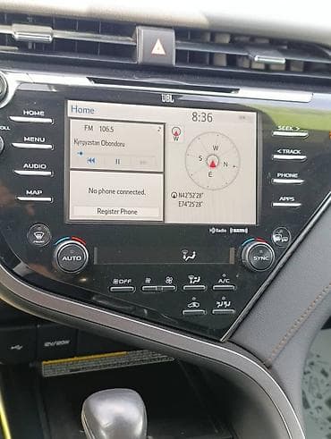 camry 55 гибрид: Toyota Camry: 2020 г., 2.5 л, Автомат, Гибрид, Седан — 6