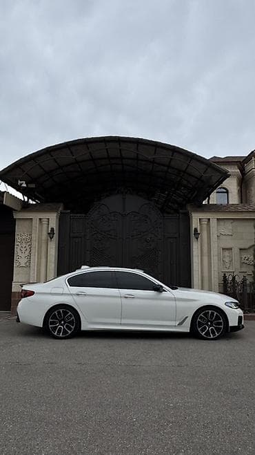 Продажа авто: BMW 5 series: 2017 г., 2 л, Бензин, Седан — 4