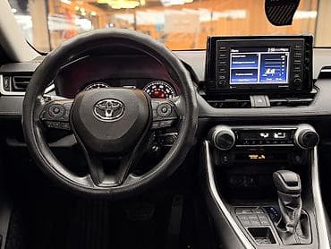 барта: Toyota RAV4: 2021 г., 2.5 л, Автомат, Бензин, Кроссовер — 9