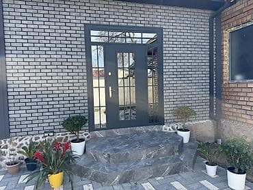 мансара: Продаётся добротный частный дом, по документам 5 соток по факту 6, дом — 10