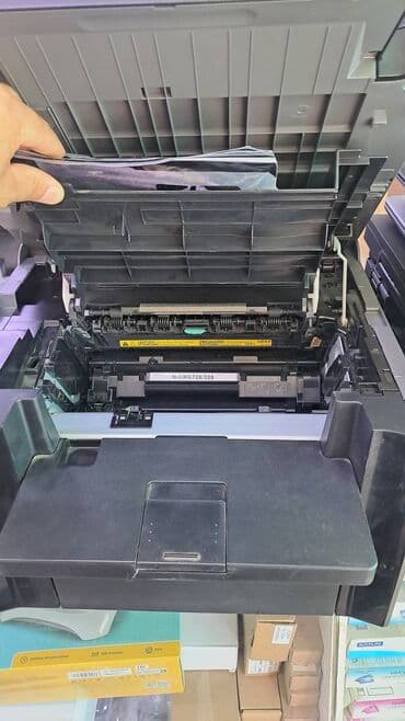 широкоформатный принтер: Многофункциональное лазерное устройство Canon i-SENSYS MF4410 в черном — 2