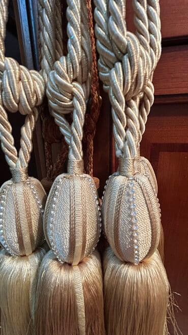 детская краватка: Декоративные подхваты для штор с кистями (набор) 6 штук, брали с — 2