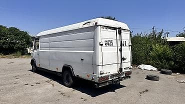 Унаа: Жеңил жүк ташуучу унаа, Mercedes-Benz, Колдонулган — 3