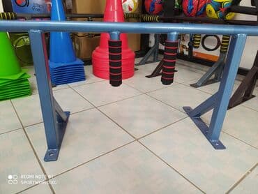 гантели для начинающих дома: Над дверью. Удобное место, так как турник установленный таким образом — 3