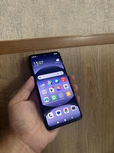 poco m6: Redmi, Redmi Note 14, Б/у, 256 ГБ, цвет - Черный, 2 SIM — 2
