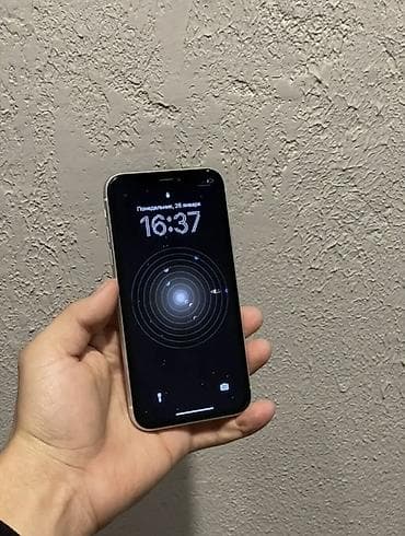 htc m8: IPhone Xr, Белый, 68 % — 3