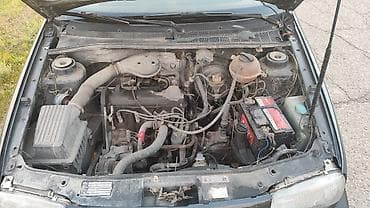 1 nz: Volkswagen Vento: 1993 г., 1.8 л, Механика, Бензин, Седан — 10