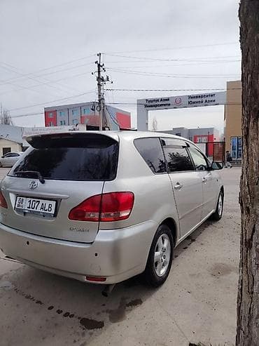 Toyota: Toyota Ipsum: 2002 г., 2.4 л, Автомат, Газ, Минивэн — 7