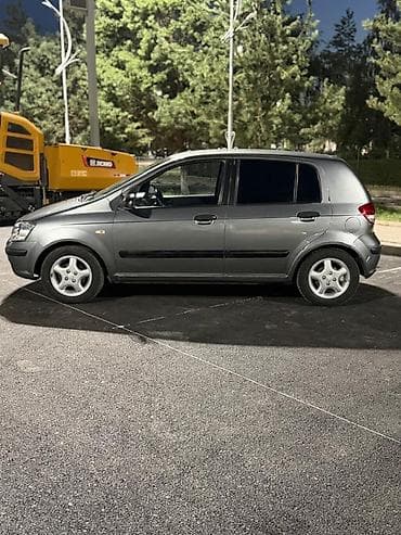 Унаа: Hyundai Getz: 2004 г., 1.1 л, Кол менен иштөөчү, Бензин, Хетчбек — 1